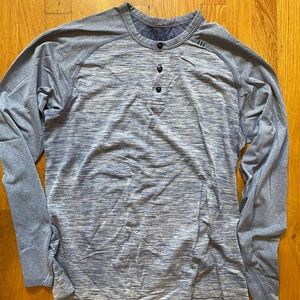Lululemon long sleeve henley